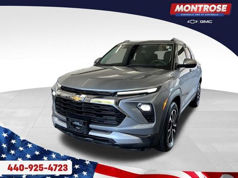 Used 2024 Chevrolet TrailBlazer LT FWD image 1