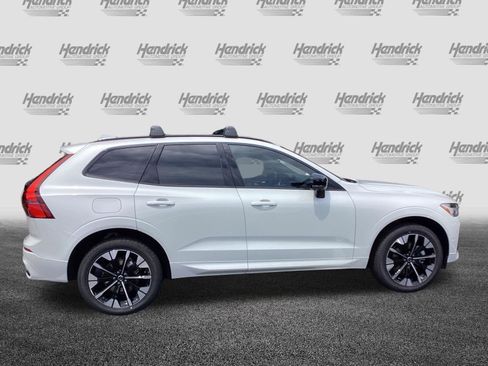 Used 2026 Volvo XC60 B5 Plus w/ Protection Package Premier AWD/4WD image 10