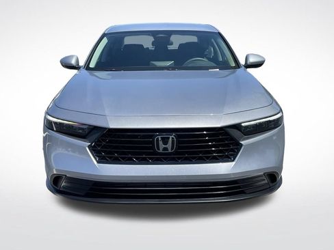 Used 2025 Honda Accord LX image 9