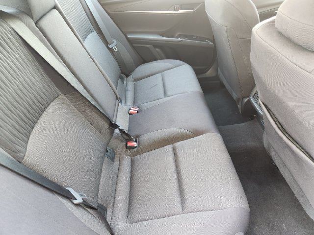 Used 2025 Toyota Camry LE FWD image 31
