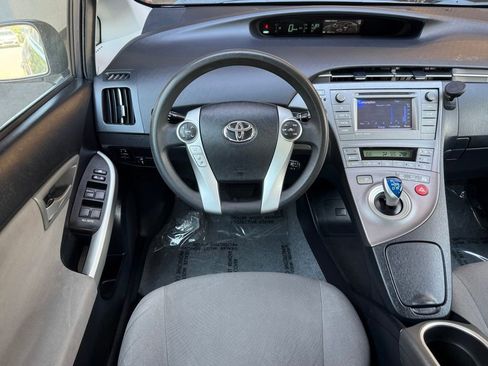 Used 2015 Toyota Prius Three FWD image 24