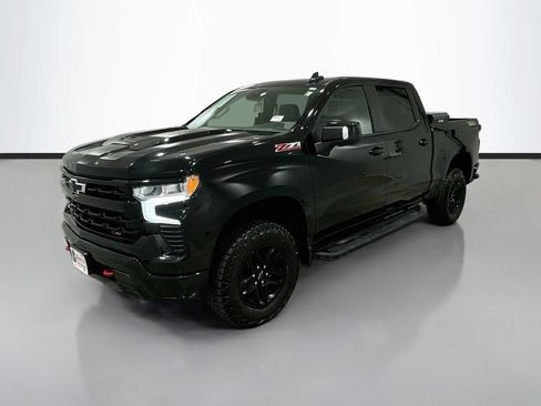 Certified 2024 Chevrolet Silverado 1500 LT Trail Boss w/ LT Trail Boss Premium Package AWD/4WD image 3