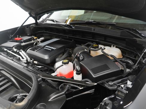 Used 2025 GMC Sierra 1500 AT4 w/ AT4 Premium Package image 32