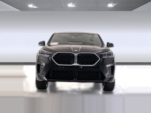 New 2026 BMW X2 xDrive28i w/ Technology Package AWD/4WD image 6