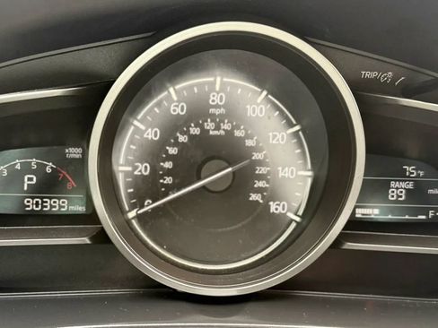 Used 2018 MAZDA MAZDA3 Sport w/ Preferred Equipment Package FWD image 15