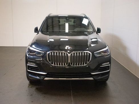 Used 2021 BMW X5 xDrive40i w/ Premium Package AWD/4WD image 2