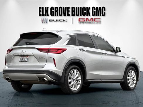 Used 2021 INFINITI QX50 Luxe w/ Cargo Package image 4