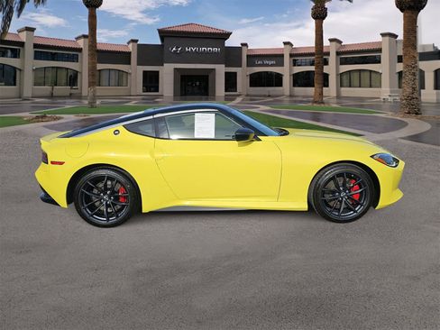 Used 2023 Nissan Z Performance w/ Floor Mat Package (L93) image 9