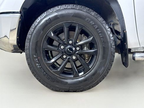 Used 2016 Toyota Tundra SR5 image 25