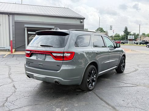 Used 2025 Dodge Durango R/T w/ Blacktop Package AWD/4WD image 7