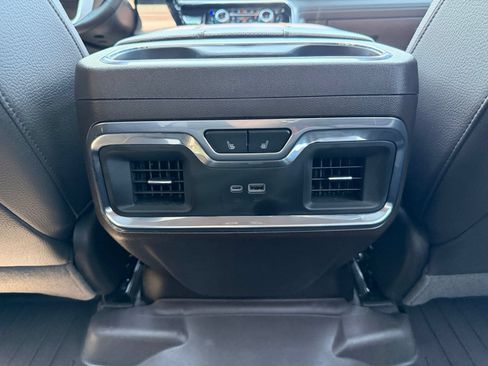 Used 2024 GMC Sierra 1500 Denali w/ Denali Reserve Package AWD/4WD image 28