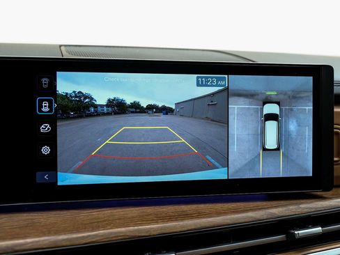 Used 2024 Hyundai Santa Fe Limited image 24