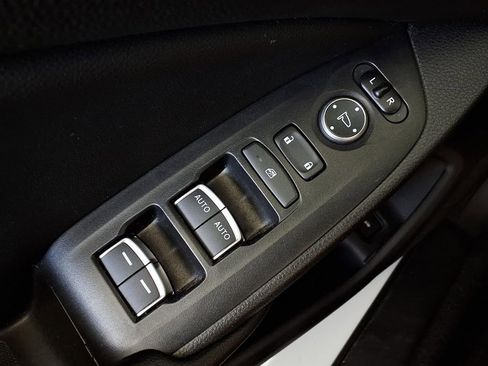 Used 2021 Honda Accord Sport image 25