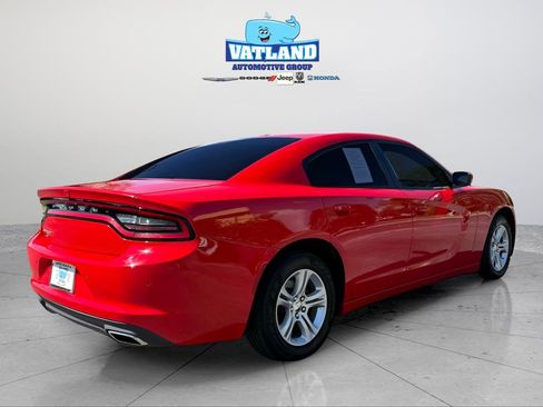Used 2022 Dodge Charger SXT image 6