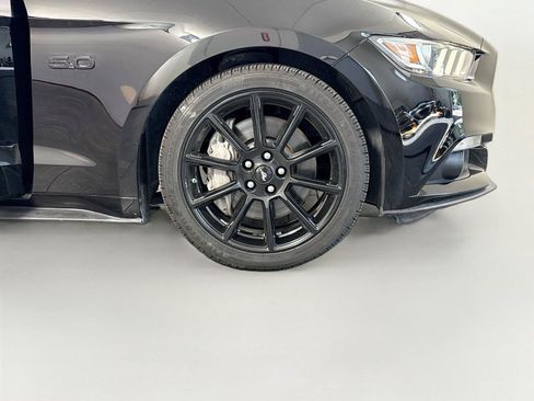 Used 2016 Ford Mustang GT Premium w/ Black Accent Package RWD image 30
