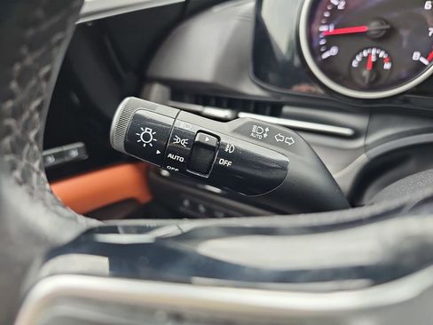 Used 2022 Kia Carnival SX FWD image 32