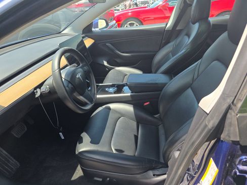 Used 2019 Tesla Model 3 Standard Range Plus RWD image 4
