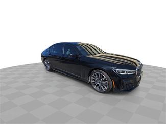 Used 2022 BMW 740i xDrive 740i xDrive w/ M Sport Package video 2