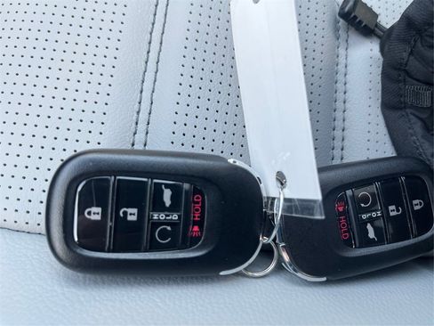 Used 2026 Honda CR-V Sport Touring image 37