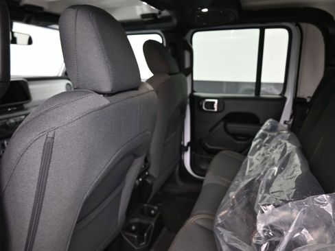 New 2026 Jeep Gladiator Willys image 23