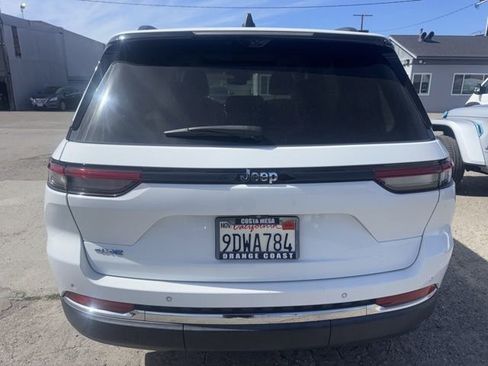 Used 2022 Jeep Grand Cherokee Limited 4xe w/ Luxury Tech Group II image 6