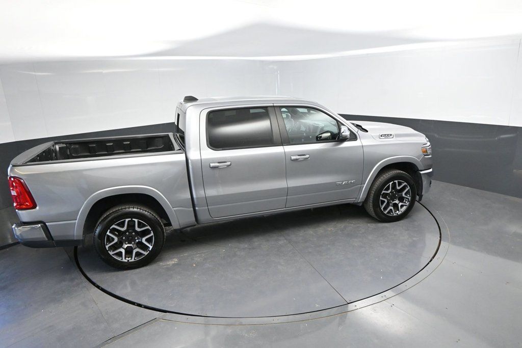 Used 2025 RAM 1500 Laramie AWD/4WD image 28