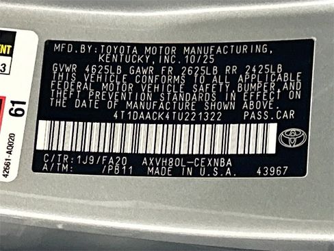 Used 2026 Toyota Camry LE w/ Convenience Package image 28