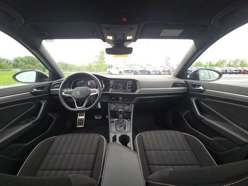 Used 2024 Volkswagen Jetta Sport FWD image 15
