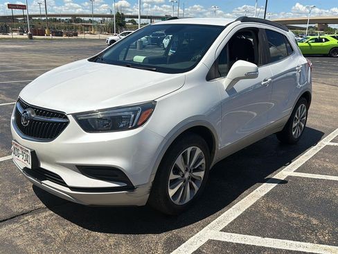 Used 2019 Buick Encore Preferred w/ Safety Package AWD/4WD image 1