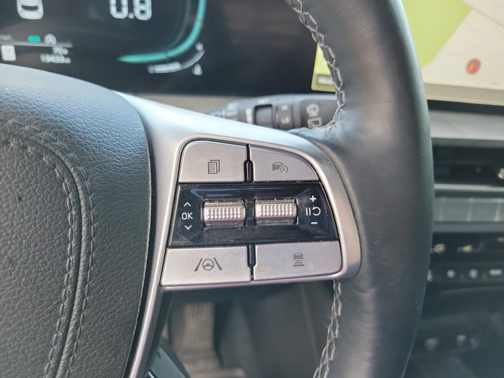 Used 2025 Kia Telluride EX X-Line AWD/4WD image 24