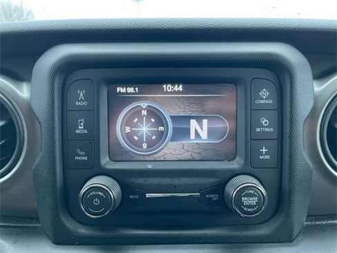 Used 2018 Jeep Wrangler Unlimited Sport S image 17