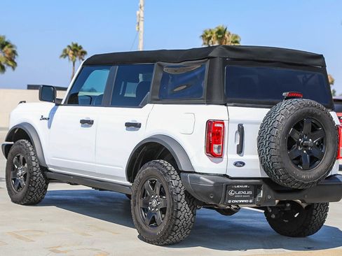 Used 2024 Ford Bronco Black Diamond AWD/4WD image 5
