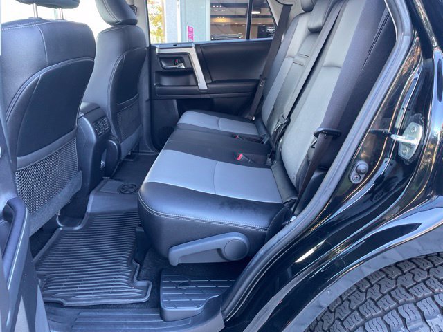 Used 2023 Toyota 4Runner SR5 Premium w/ Moonroof Package AWD/4WD image 16