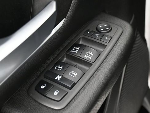 Used 2022 RAM 1500 Big Horn RWD image 14