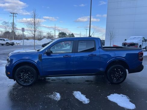 Used 2024 Ford Maverick Lariat w/ Black Appearance Package image 8