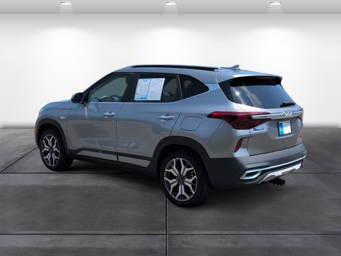Used 2023 Kia Seltos SX AWD/4WD image 3