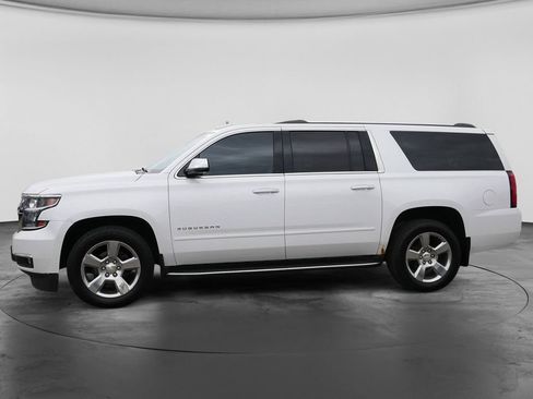 Used 2017 Chevrolet Suburban Premier AWD/4WD image 6