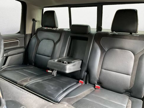 Used 2022 RAM 1500 Laramie AWD/4WD image 9