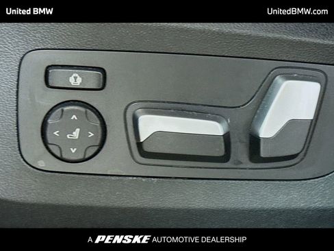 Used 2023 BMW X5 xDrive45e image 4