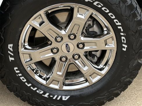 Certified 2022 Ford F150 XLT w/ Equipment Group 302A High image 9