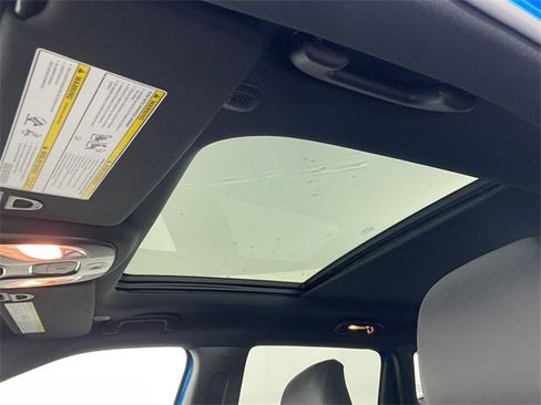 New 2025 Jeep Compass Latitude w/ Sun & Sound Group image 14