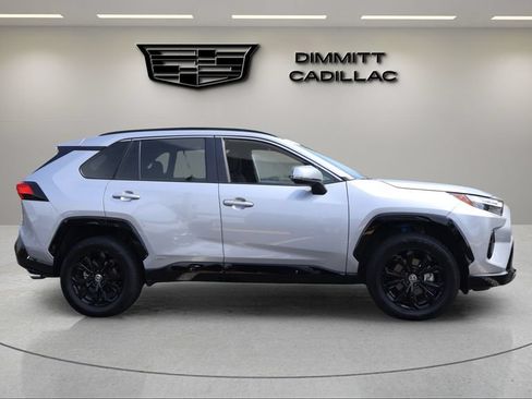 Certified 2025 Toyota RAV4 SE AWD/4WD image 6