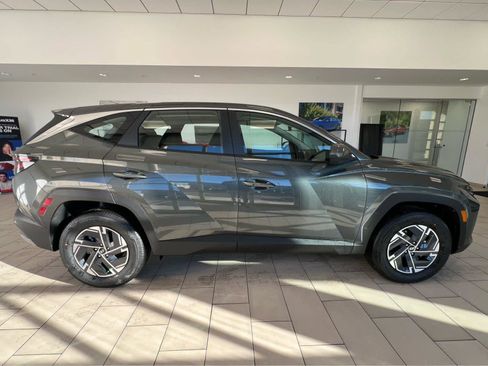New 2026 Hyundai Tucson Blue SE AWD/4WD image 6
