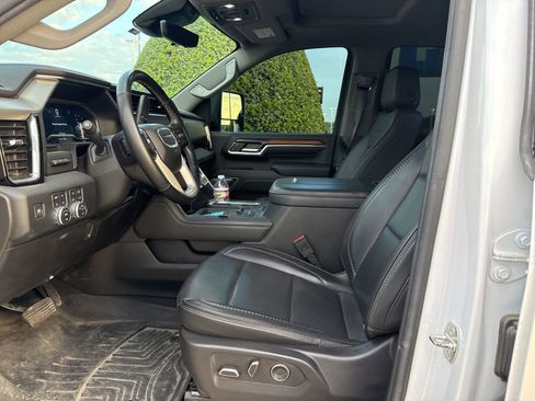 Used 2024 GMC Sierra 2500 Denali w/ Denali Reserve Package image 12