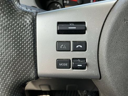 Used 2021 Nissan Frontier SV image 13