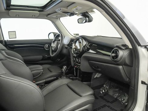 Certified 2024 MINI Cooper S FWD image 15