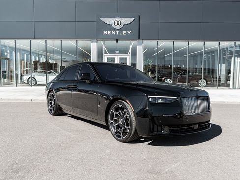 Used 2025 Rolls-Royce Ghost Black Badge image 18