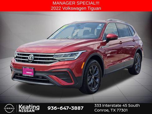 Used 2022 Volkswagen Tiguan SE AWD/4WD image 2
