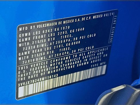 Used 2024 Volkswagen Taos SE image 12