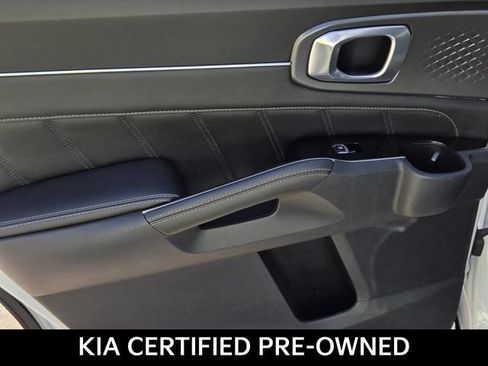 Certified 2023 Kia Sorento SX FWD image 12